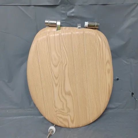 BOXED HOME TONGUE & GROOVE TOILET SEAT