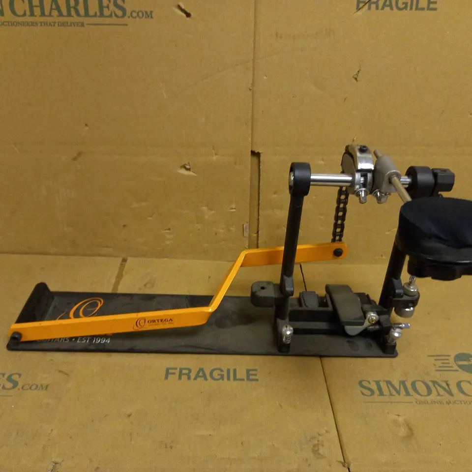 ORTEGA GUITARS DRUM PEDAL - BLACK/ORANGE