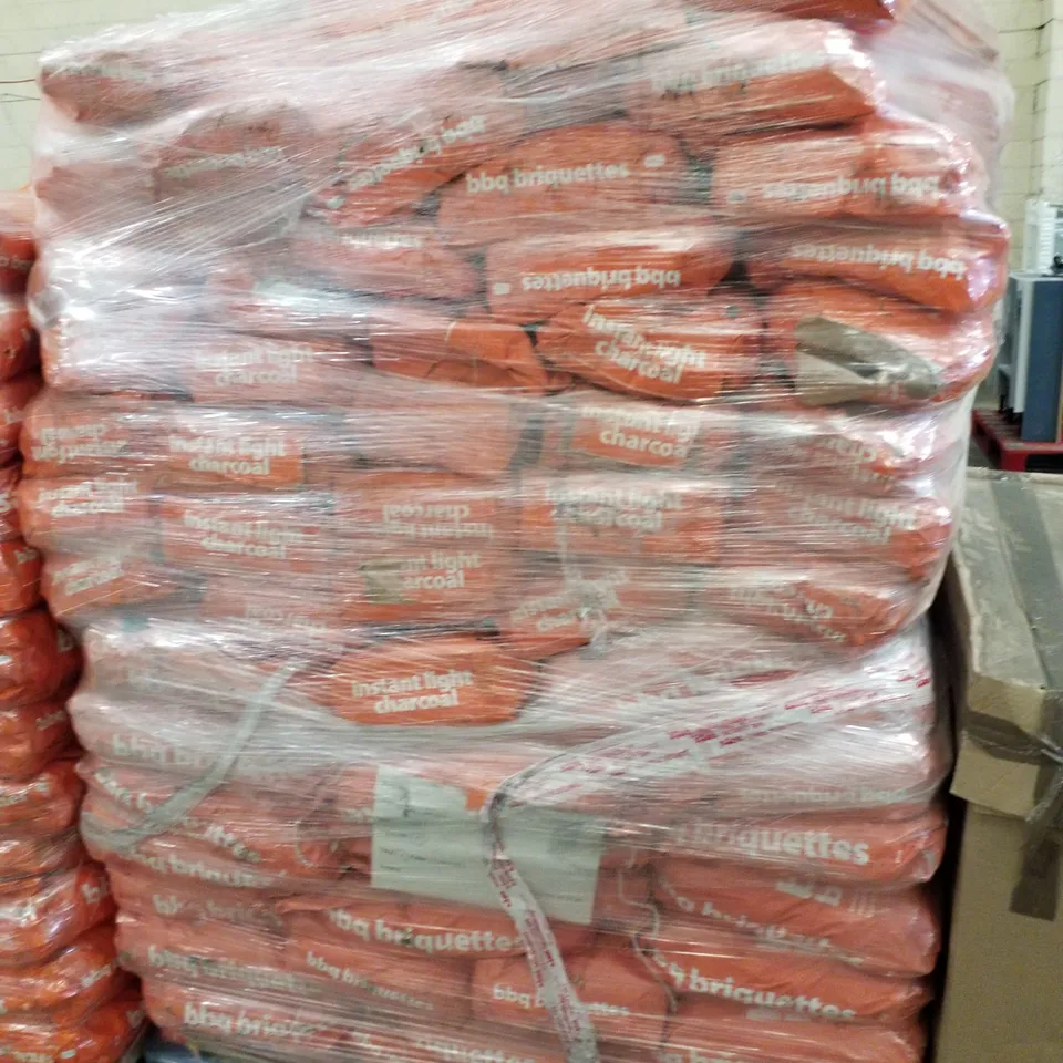 PALLET CONTAINING APPROXIMATELY 104 BAGS OF BBQ BRIQUETTES & INSTANT LIGHT CHARCOAL 