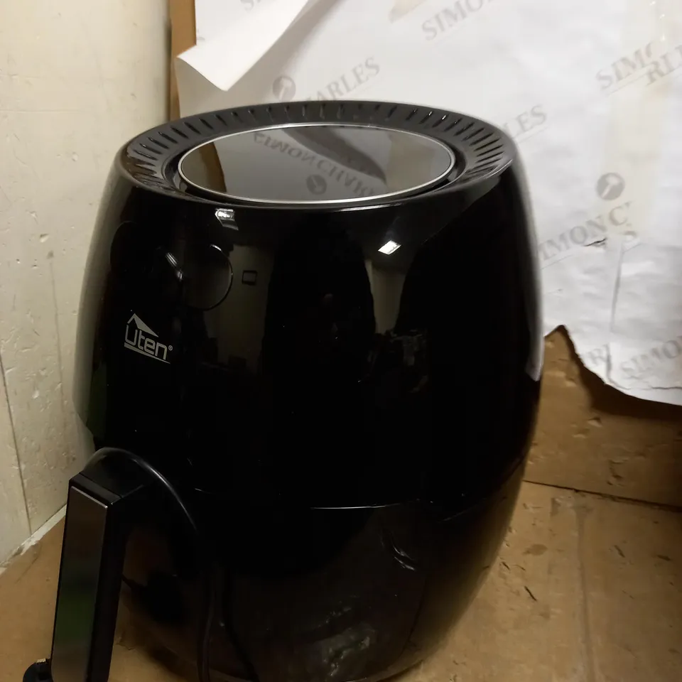 UTEN POWER AIR FRYER WITH DIGITAL DISPLAY