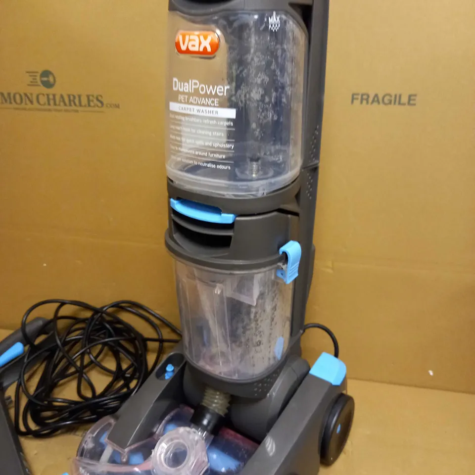 VAX DUAL POWER PET ADVANCE CARPET CLEANER