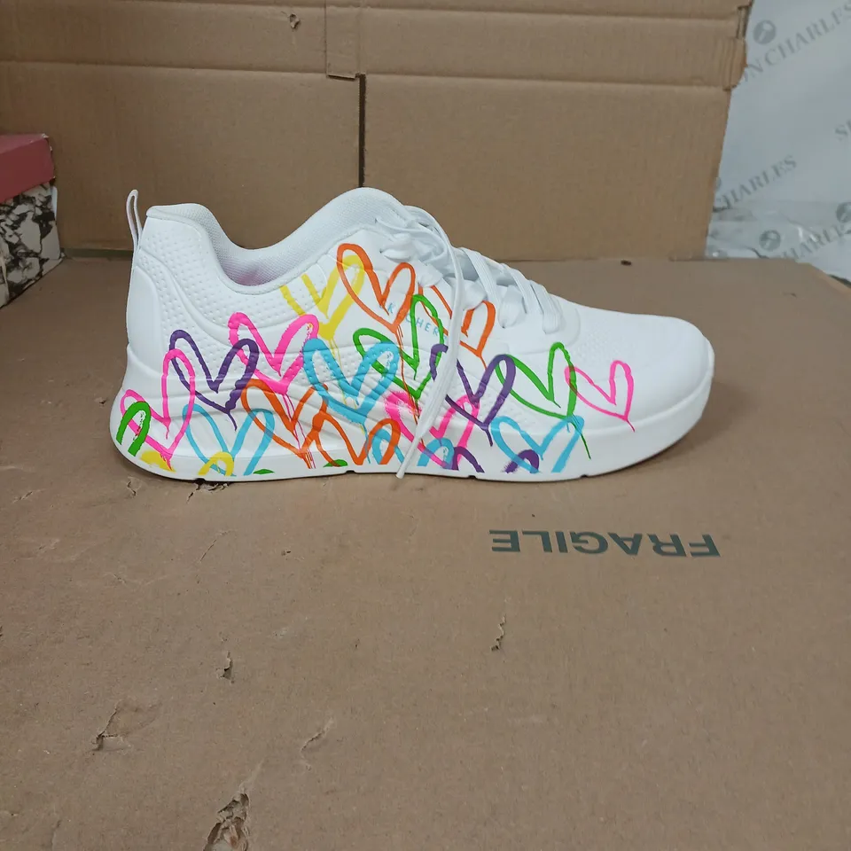 SKECHERS X TRAINERS WHITE MULTI SIZE 8