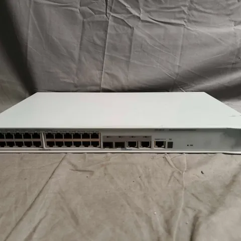 3COM SUPERSTACK 3 SWITCH 4500, 26-PORT – MODEL 3CR17561-91