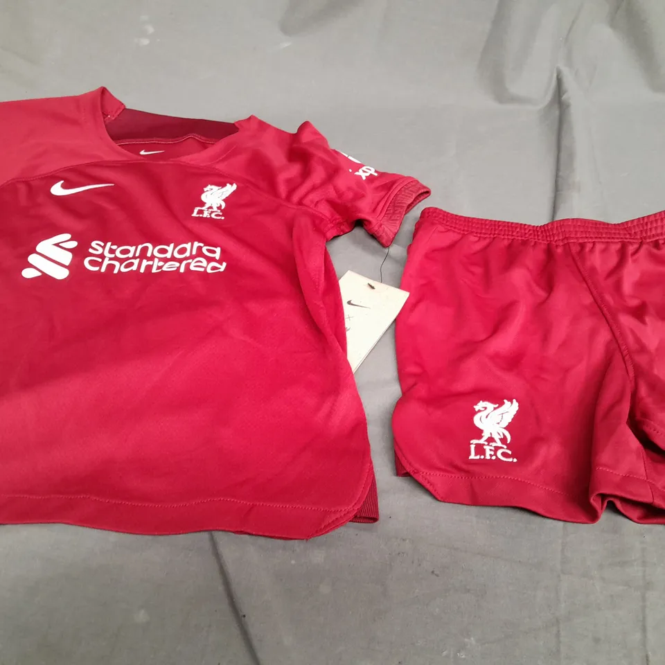 NIKE LIVERPOOL FOOTBALL HOME SHIRT - SIZE KIDS MEDIUM