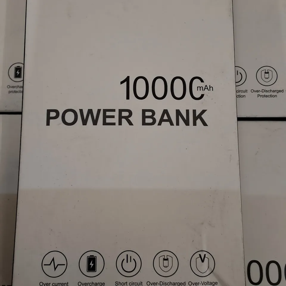 LOT OF 7 10000MAH POWER BANKS