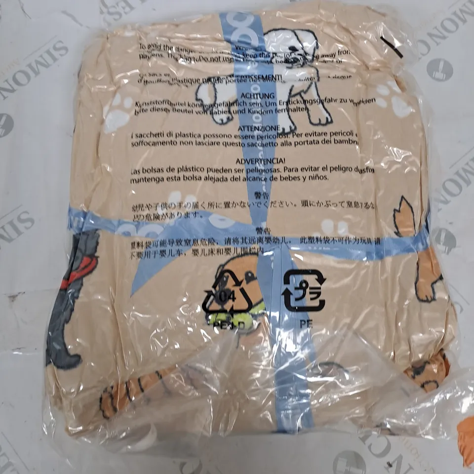 SEALED THE OODIE KIDS RERIEVER HOODED BLANKET