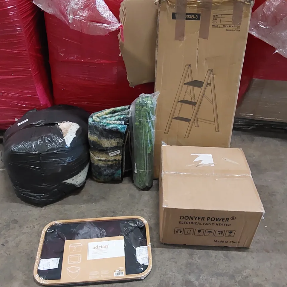 PALLET OF ASSORTED CONSUMER PRODUCTS TO INCLUDE; ELECTRIC PATIO HEATER, STEP LADDER, RUGS, ADRIAN STORAGE BASKET, ARTIFICIAL LEAVES DECORATIONS ECT
