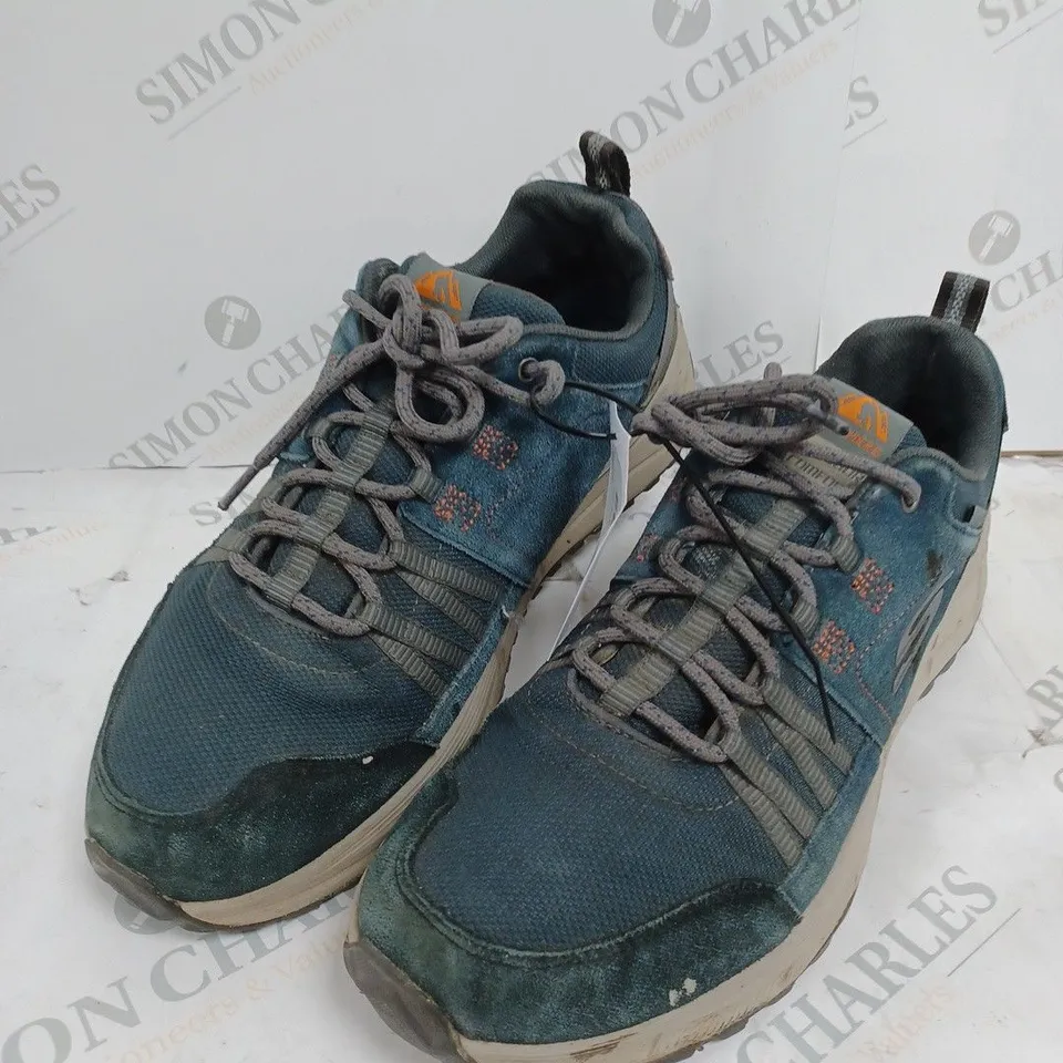 SKECHERS MEN'S ARCH FIT DAWSON WATERPROOF BOOT BLUE SIZE 10