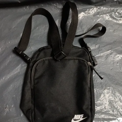 NIKE COMPACT BLACK NYLON CROSSBODY BAG WITH LOGO