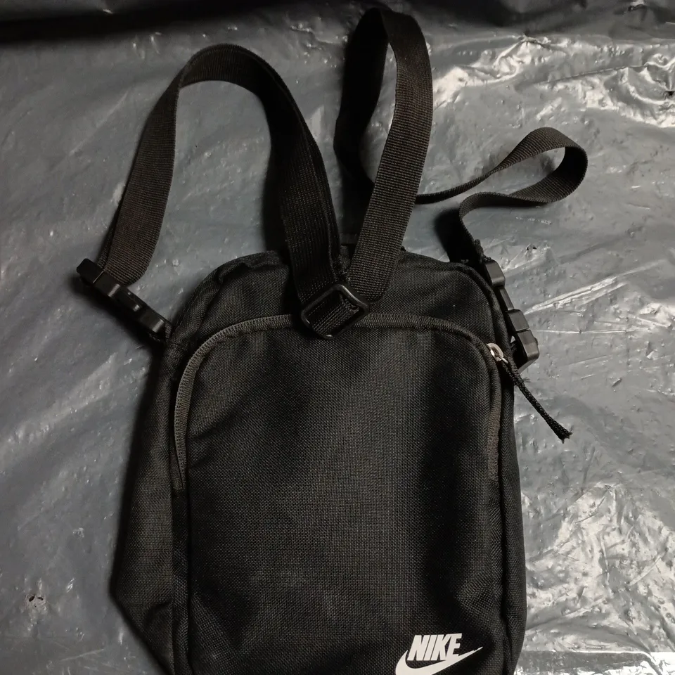 NIKE COMPACT BLACK NYLON CROSSBODY BAG WITH LOGO