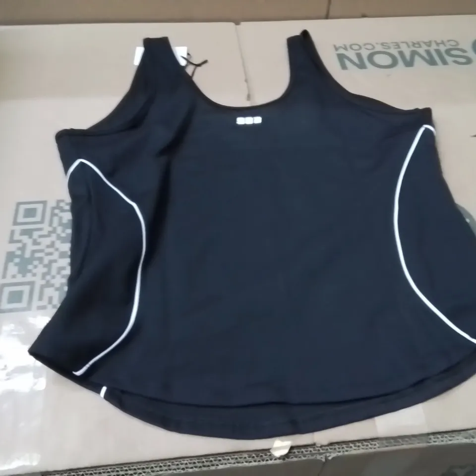BOXED BRAND NEW APPROXIMATELY 32 SIMPLY BE PIPING VEST BLACK/WHITE SIZE 20
