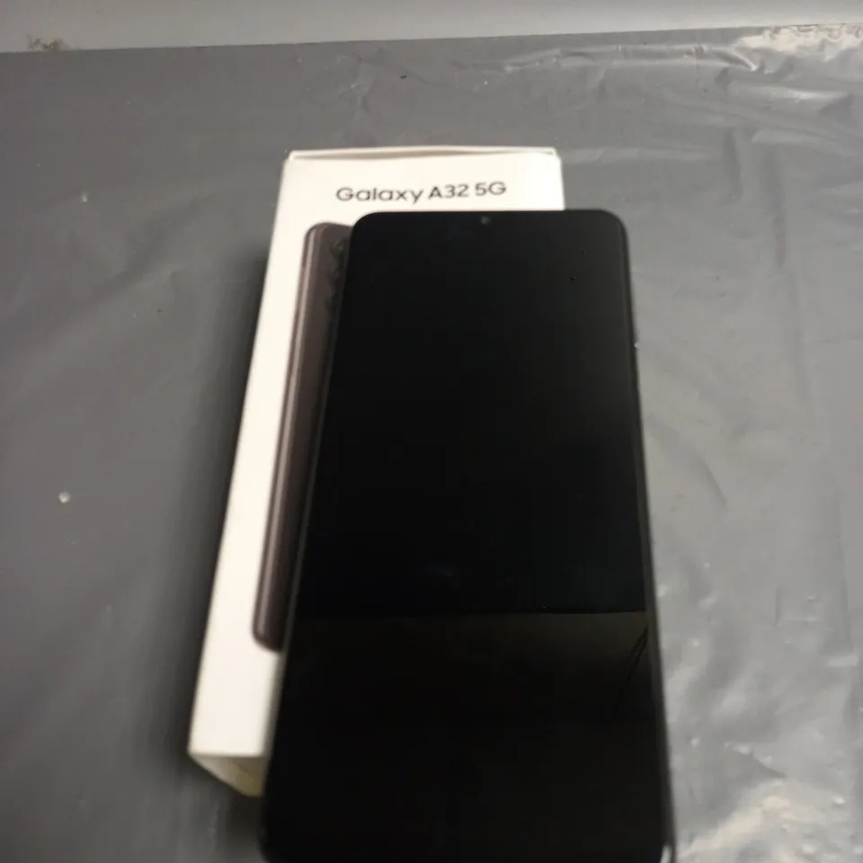 BOXED SAMSUNG GALAXY A32 5G IN BLACK