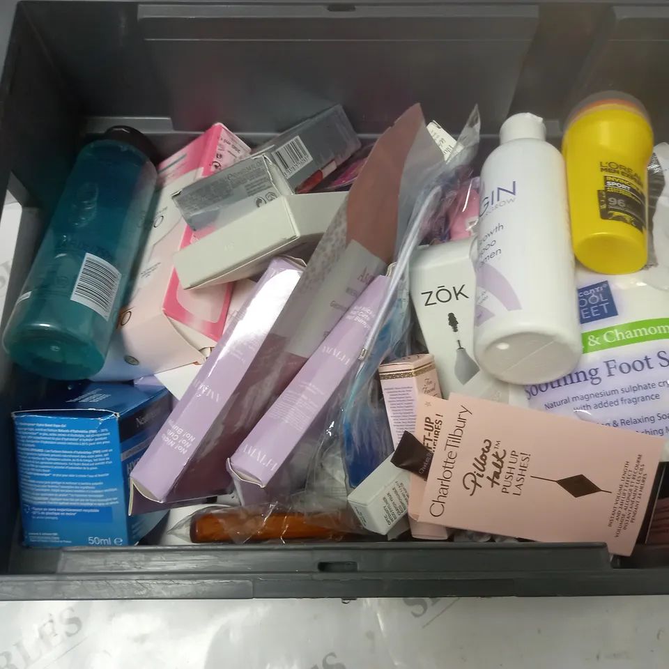 APROXIMATLEY 20 COSMETICS ITEMS TO INCLUDE VIRGIN HAIR GROWTH SHAMPOO FOR WOMEN (250ml), NEUTROGENA HYDRO BOOST AQUA-GEL (50ml), OLAY BEAUTY FLUID (200ml), ETC