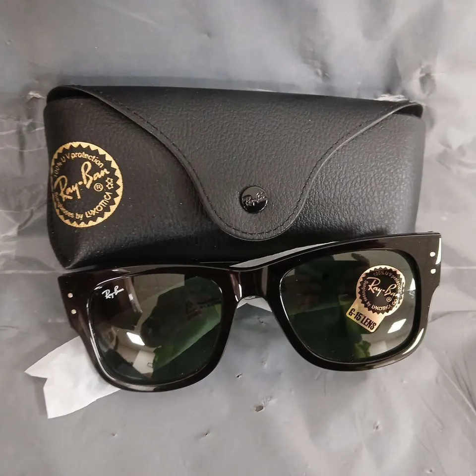 RAY-BAN MEGA WAYFARER SQUARE SUNGLASSES 