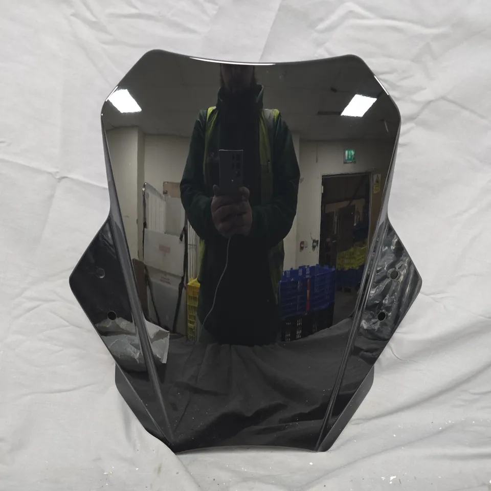 MOTOR BIKE WINDSHIELD  