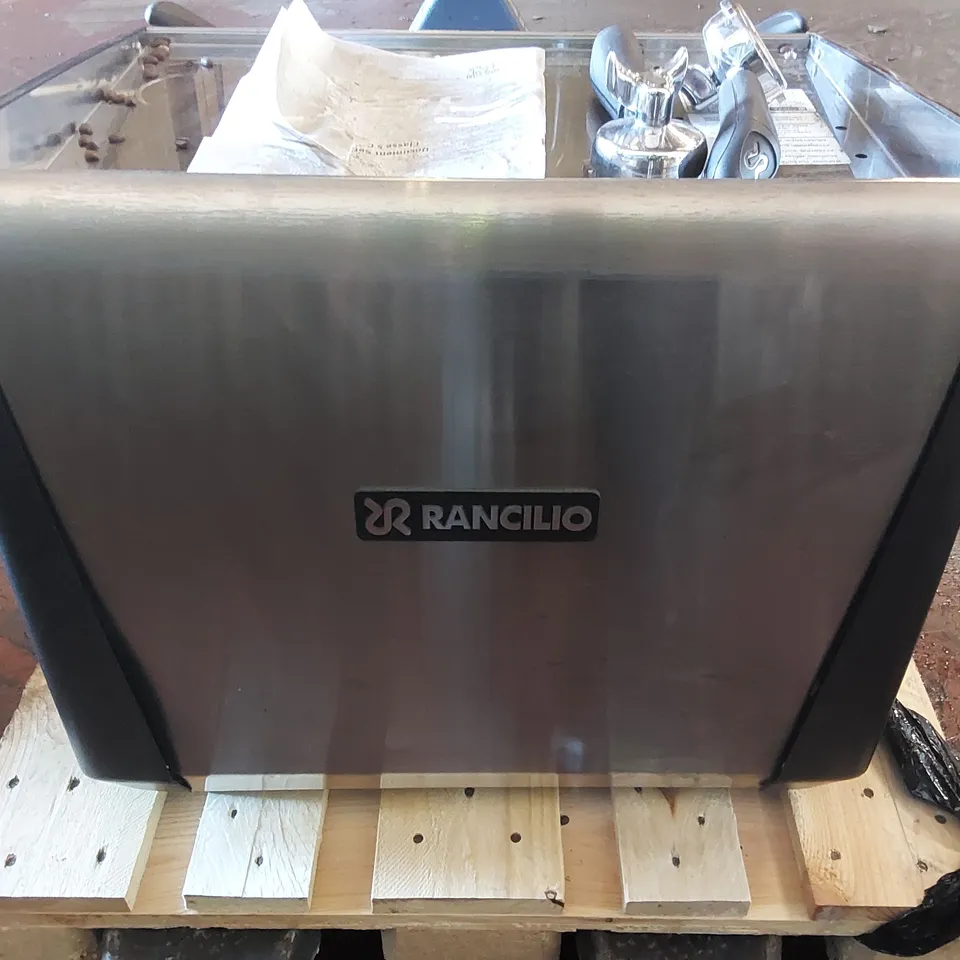 RANCILIO CLASSE 5 COMMERCIAL 2 GROUP ESPRESSO MACHINE	