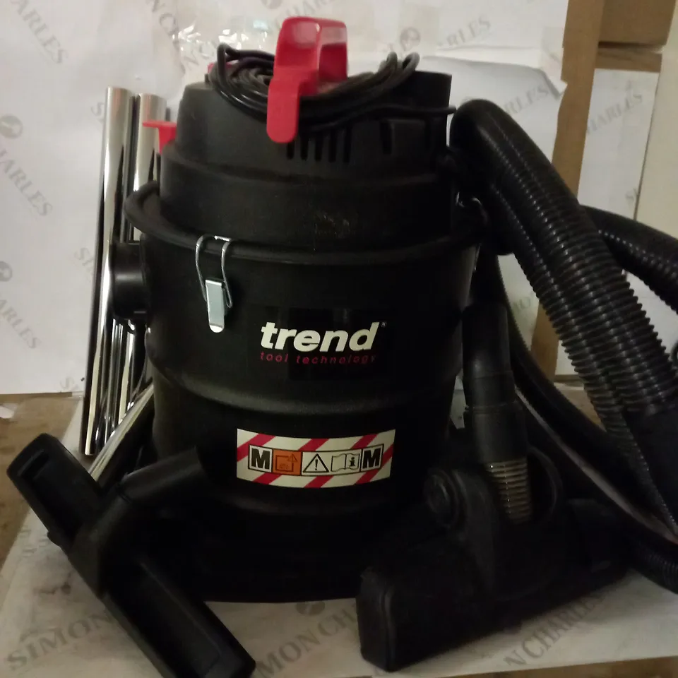TREND T32 CLASS M VACUUM CLEANER