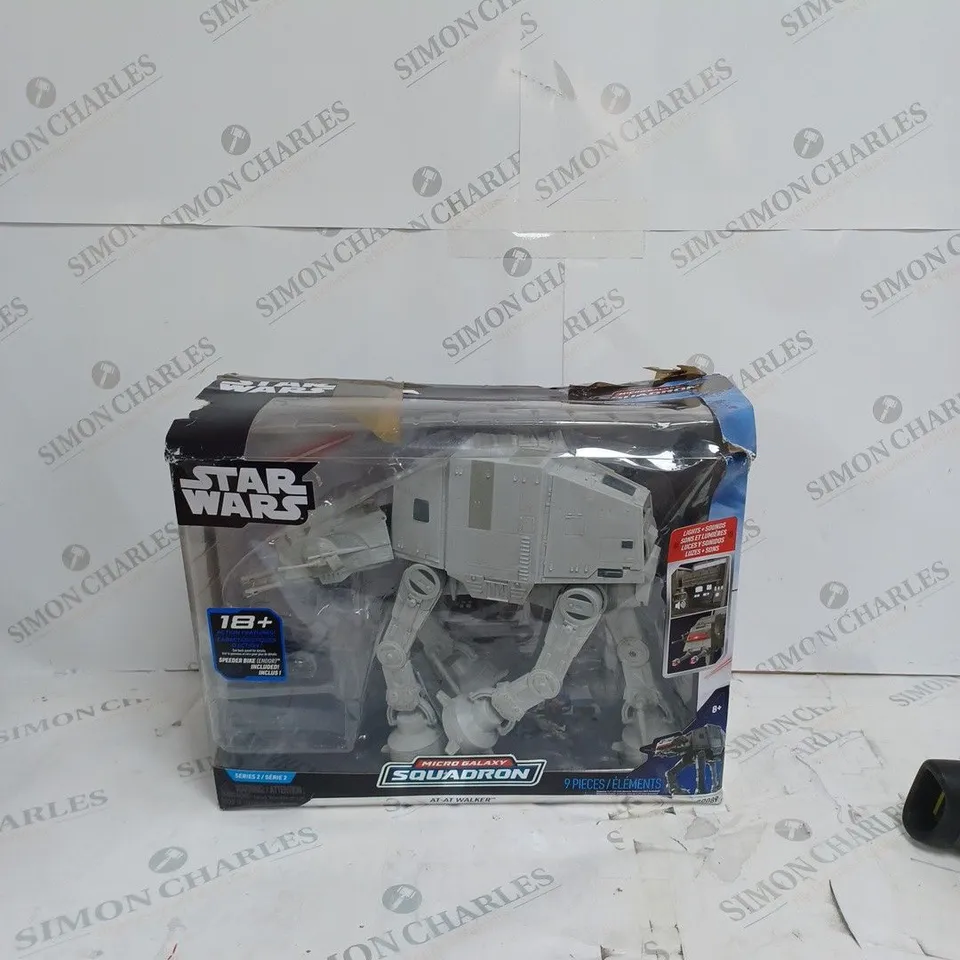 STAR WARS FEATURE VEHICLE  RRP £60