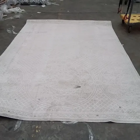 QUALITY DESIGNER AREA RUG - APPROXIMATELY 300X200CM