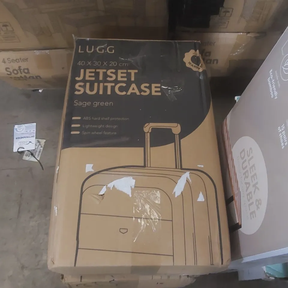 BOXED LUGG TRAVEL SUITCASE