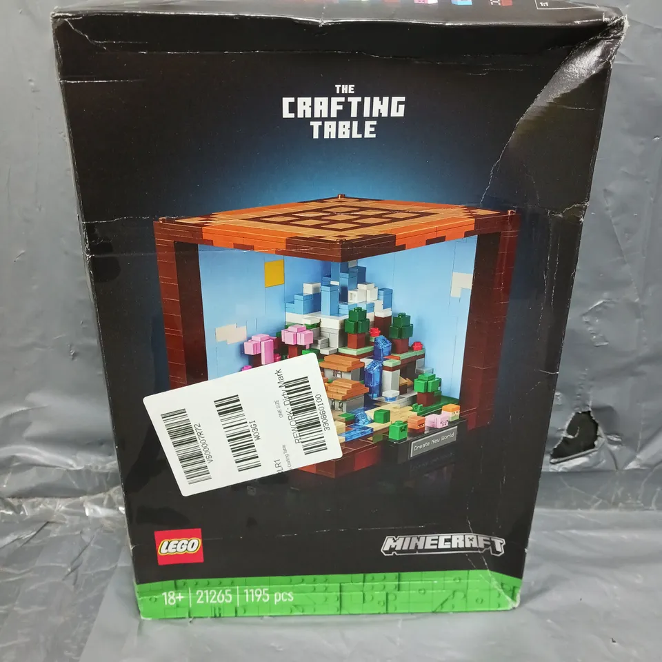 LEGO MINECRAFT THE CRAFTING TABLE FOR ADULTS 21265 RRP £79.99