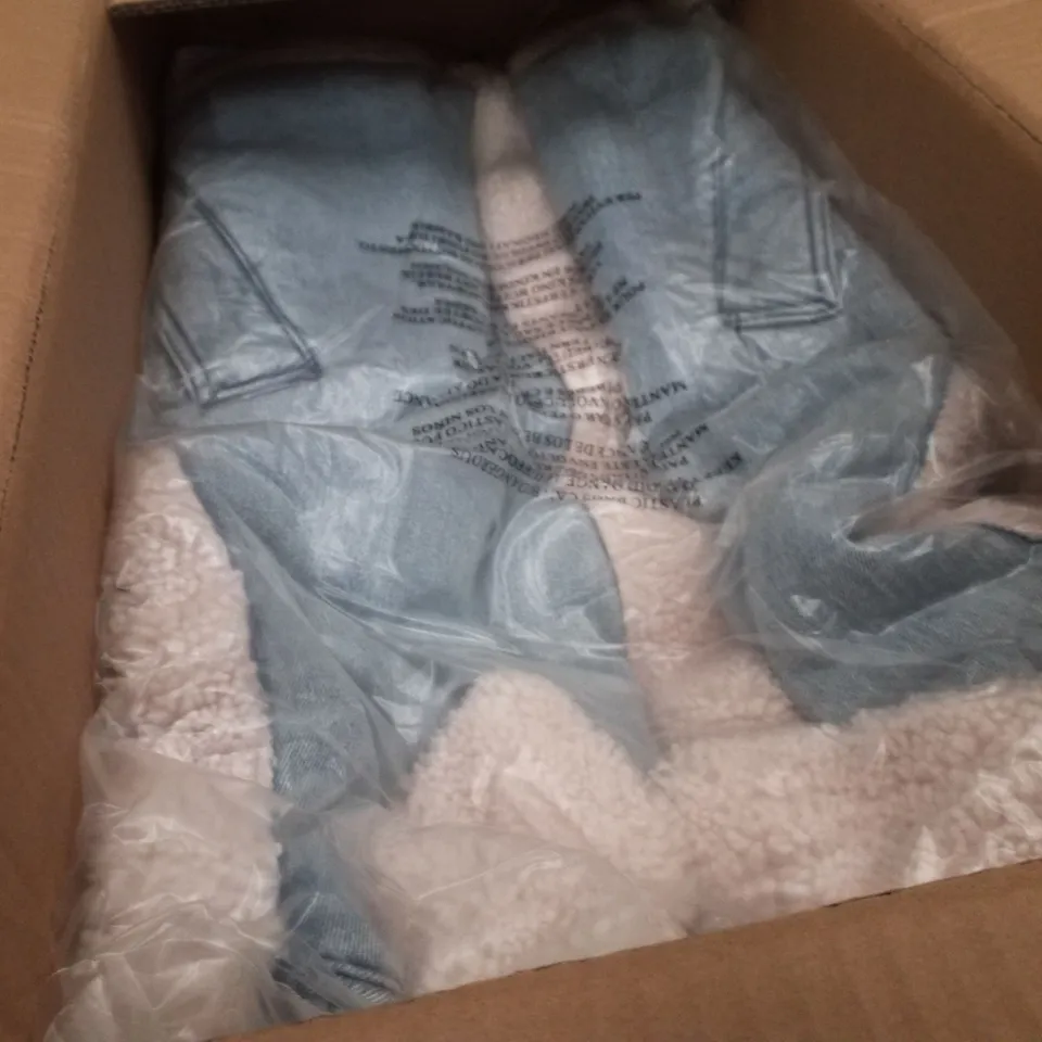 BOX CONTAINING APPROXIMATELY 6 BRAND NEW SIMPLY BE BLUE REGULAR SLEEVELESS DENIM GILETS - SIZE 16