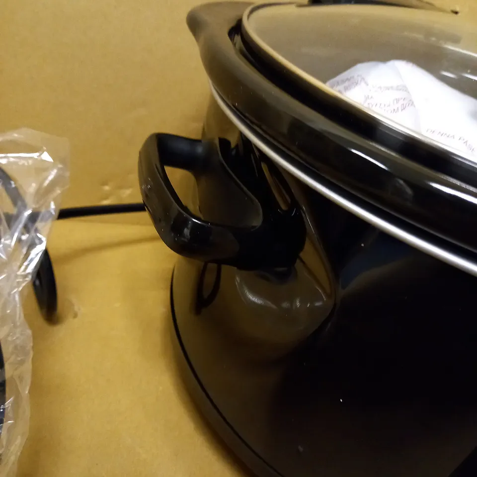 CROCK POT SLOW COOKER 