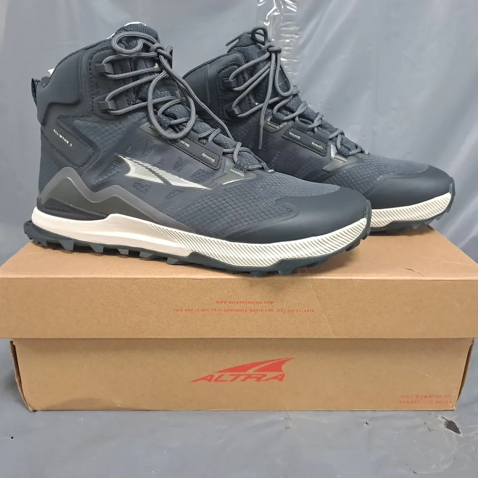 BOXED PAIR OF ALTRA LONE PEAK MID ALL-WTHR 2 SHOES IN GREY SIZE UK 8