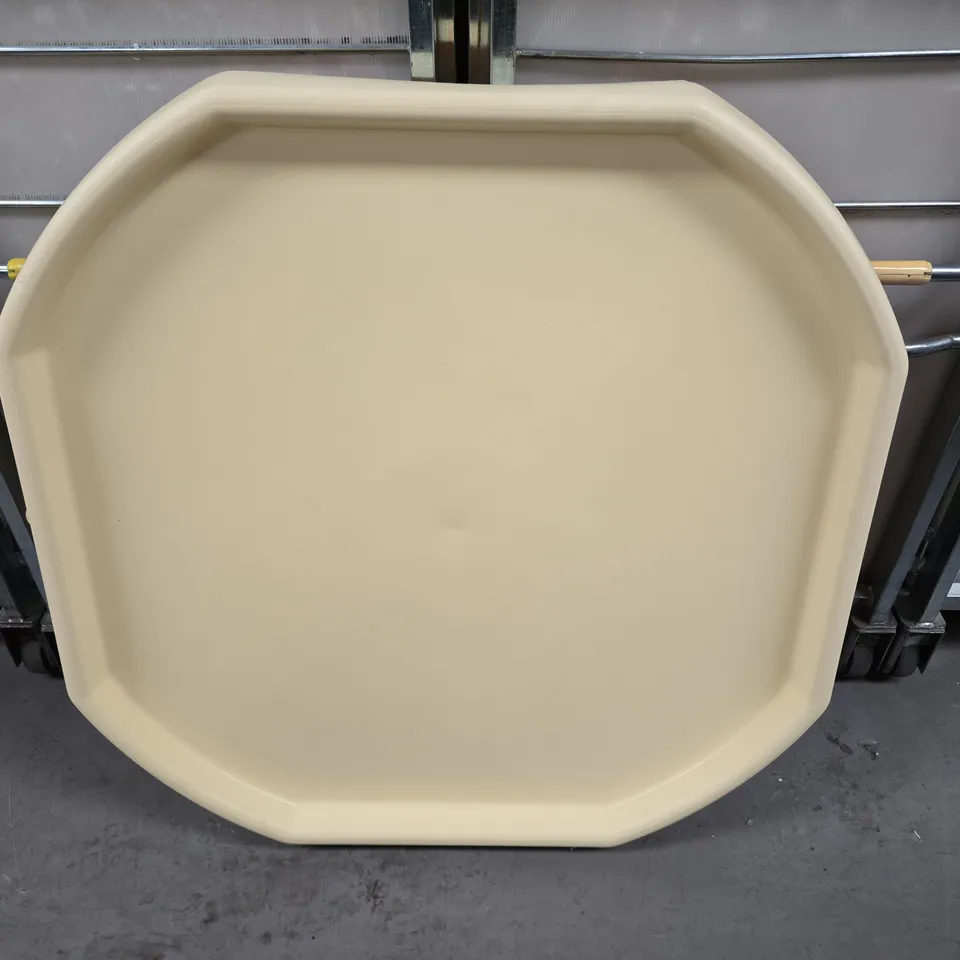 PLASTIC SAND & WATER MIXING PLAY TRAY IN CREAM 