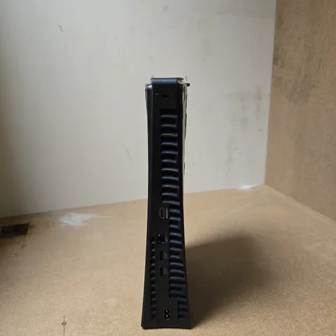 SONY PLAYSTATION 5 [PS5] CONSOLE - MISSING SIDE PANELS 