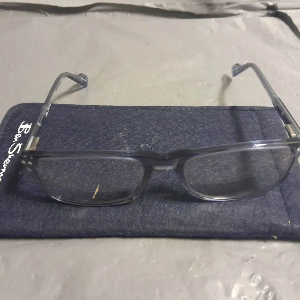 PAIR OF BEN SHERMAN NEWGATE GLASSES IN CLEAR BLUE