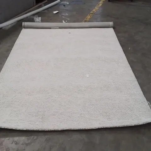 QUALITY DESIGNER AREA RUG - APPROXIMATELY 245X152CM