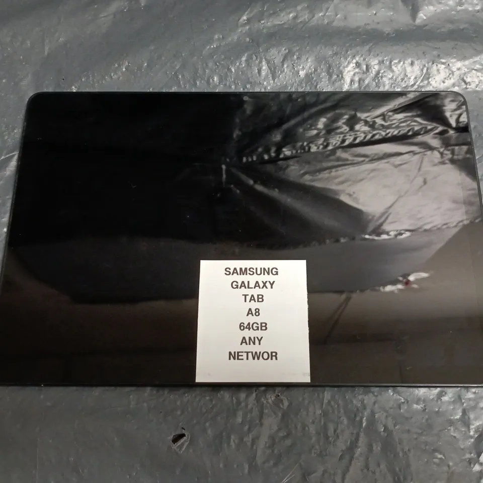 SAMSUNG GALAXY TAB A8