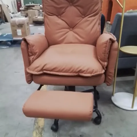 FAUX LEATHER RECLINING CHAIR WITH EXTENDABLE FOOT REST