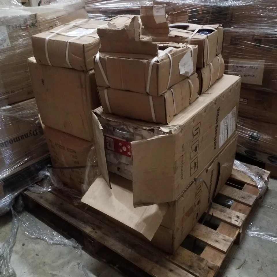 PALLET CONTAINING ASSORTED DUMBBELLS & HD NETWORK VIDEO RECORDERS