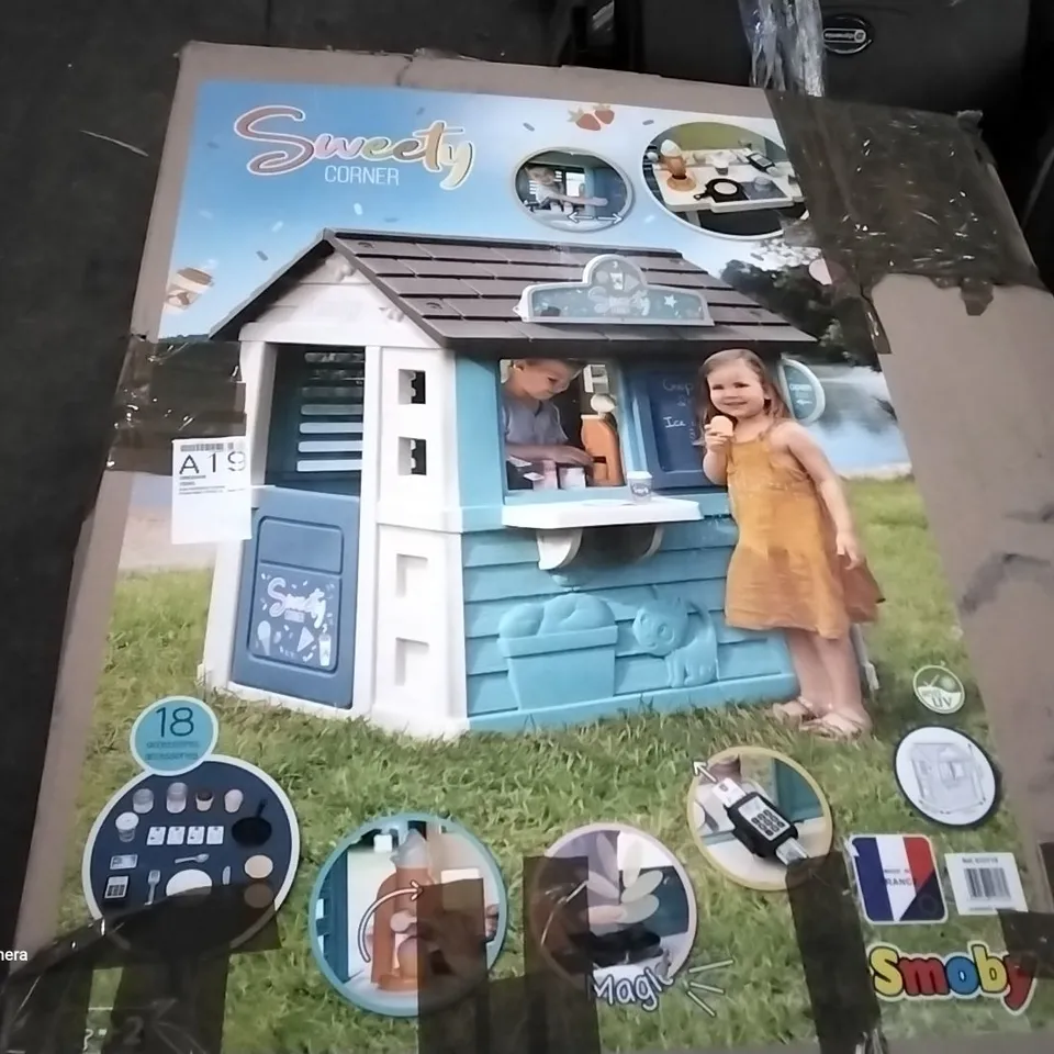 BOXED SMOBY SWEETY CORNER PLAY HOUSE