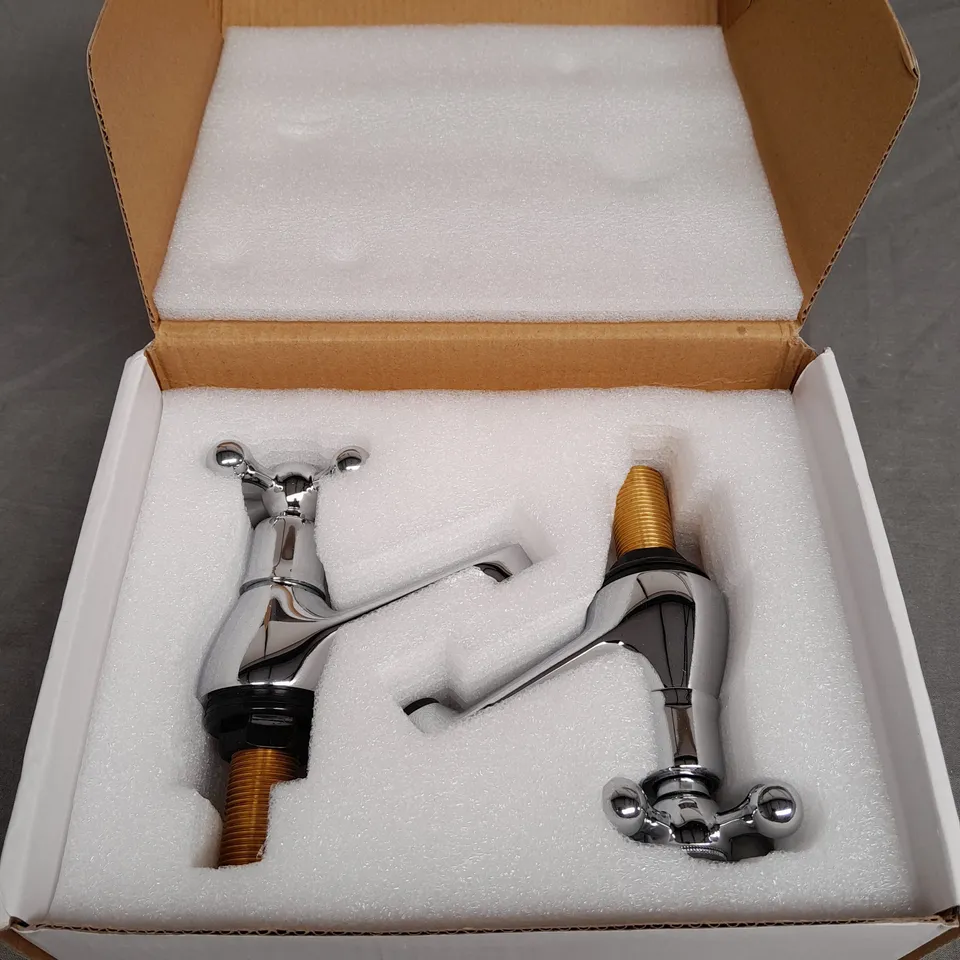 PAIR OF BASIN TAPS