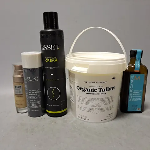 APPROXIMATELY 12 ASSORTED HEALTH & BEAUTY ITEMS TO INCLUDE - OEGANIC TALLOW , MOROCCANOIL TREATMENT , DREAM RADIANT LIQUID ETC