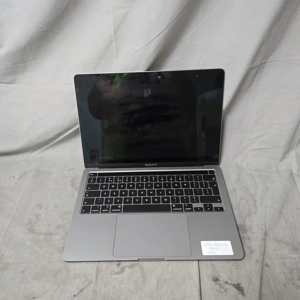 APPLE MACBOOK PRO LAPTOP – SILVER. NO ACCESSORIES
