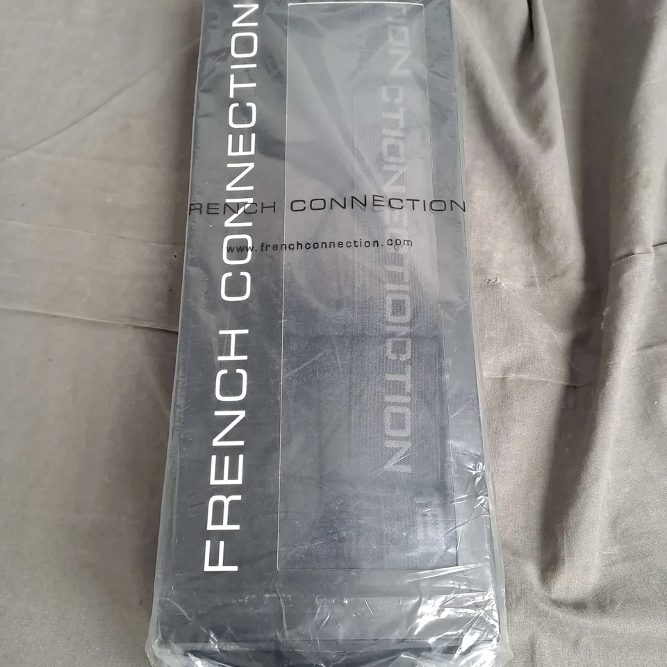 BOXED FRENCH CONNECTION 5 PACK TRUNKS IN BLACK SIZE L