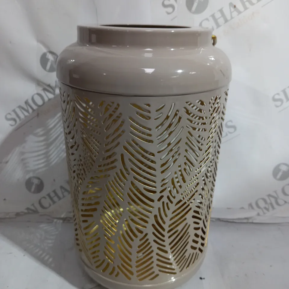 BOXED GARDEN REFLECTIONS SET OF 2 PATTERNED SOLAR LANTERNS, LEAF 