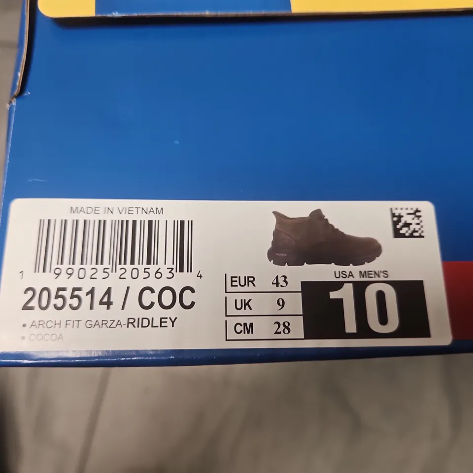 BOXED SKECHERS ARCH FIT GARZA RIDLEY BROWN NUBUCK BOOTS – UK 9 / US 10 (MEN) – NEW WITH TAGS