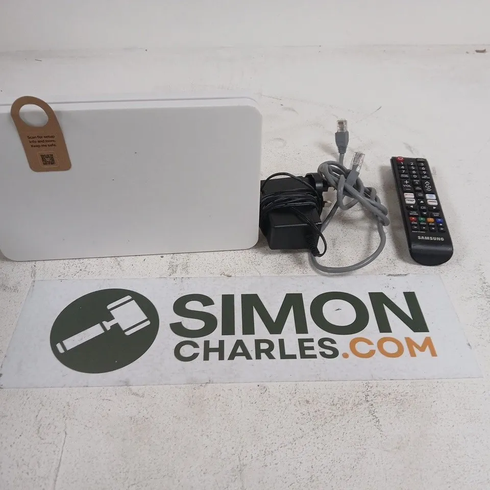 APPROXIMATELY 10 ASSORTED ELECTRICAL PRODUCTS TO INCLUDE POWER ADAPTERS, WIFI HUBS AND REMOTE CONTROLS