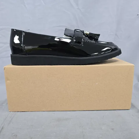BOXED PAIR OF WHERE'S THAT FROM LOAFERS IN GLOSSY BLACK SIZE UK 5