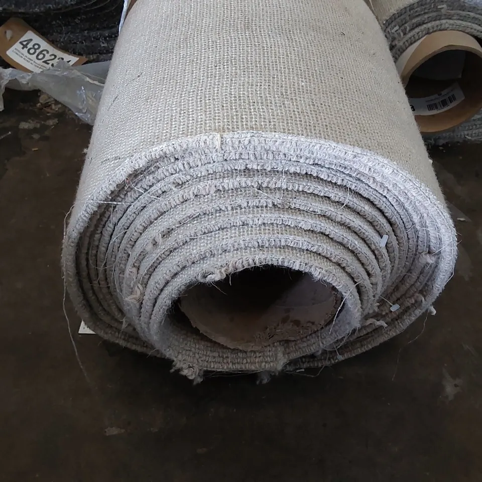 ROLL OF QUALITY SERENITY CLAY CARPET // SIZE: APPROX 4 X 5M