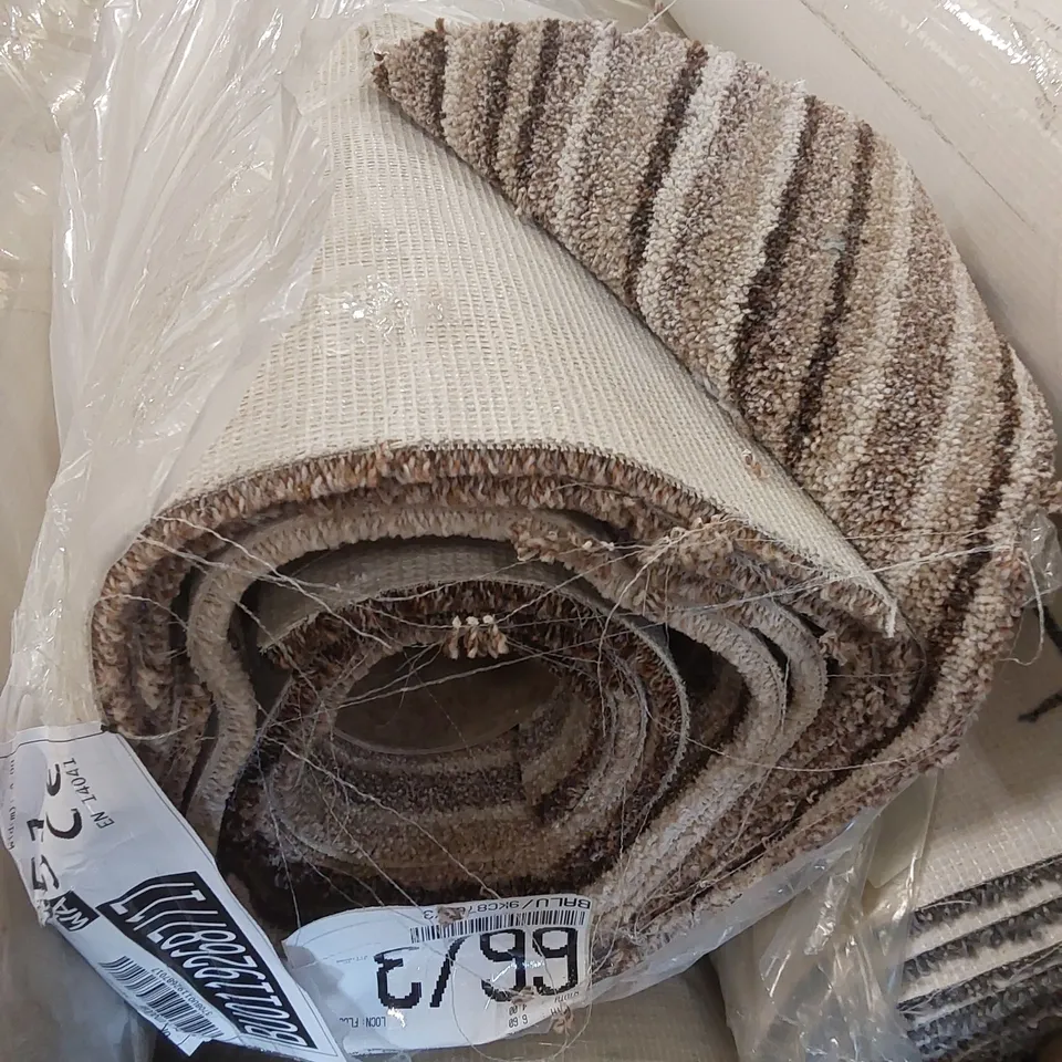 ROLL OF QUALITY STS LUXURY STRIPE NATURAL CARPET // SIZE: APPROX 3.5 X 6.6m