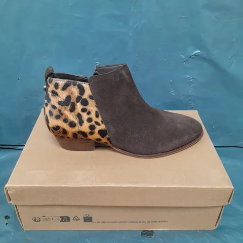 BOXED PAIR OF WHITE STUFF WILLOW SUEDE PONY ANKLE BOOTS - 5.5