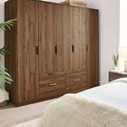 BOXED HARLEM 5 DOOR, 4 DRAWER WARDROBE - MID OAK EFFECT (5 BOXES)