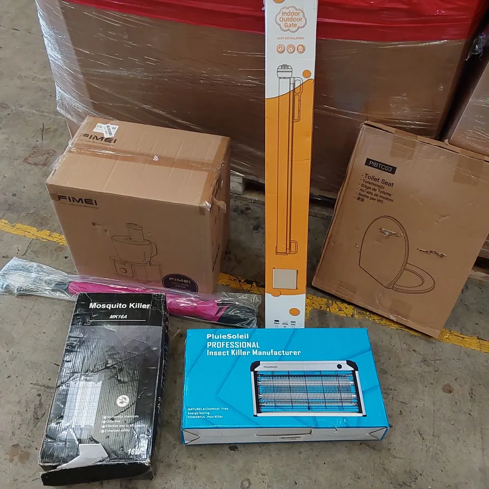 PALLET OF ASSORTED ITEMS INCLUDING: FOOD PROCESSOR, INSECT KILLERS, SAFETY GATE, TOILET SEAT, UMBRELLA 