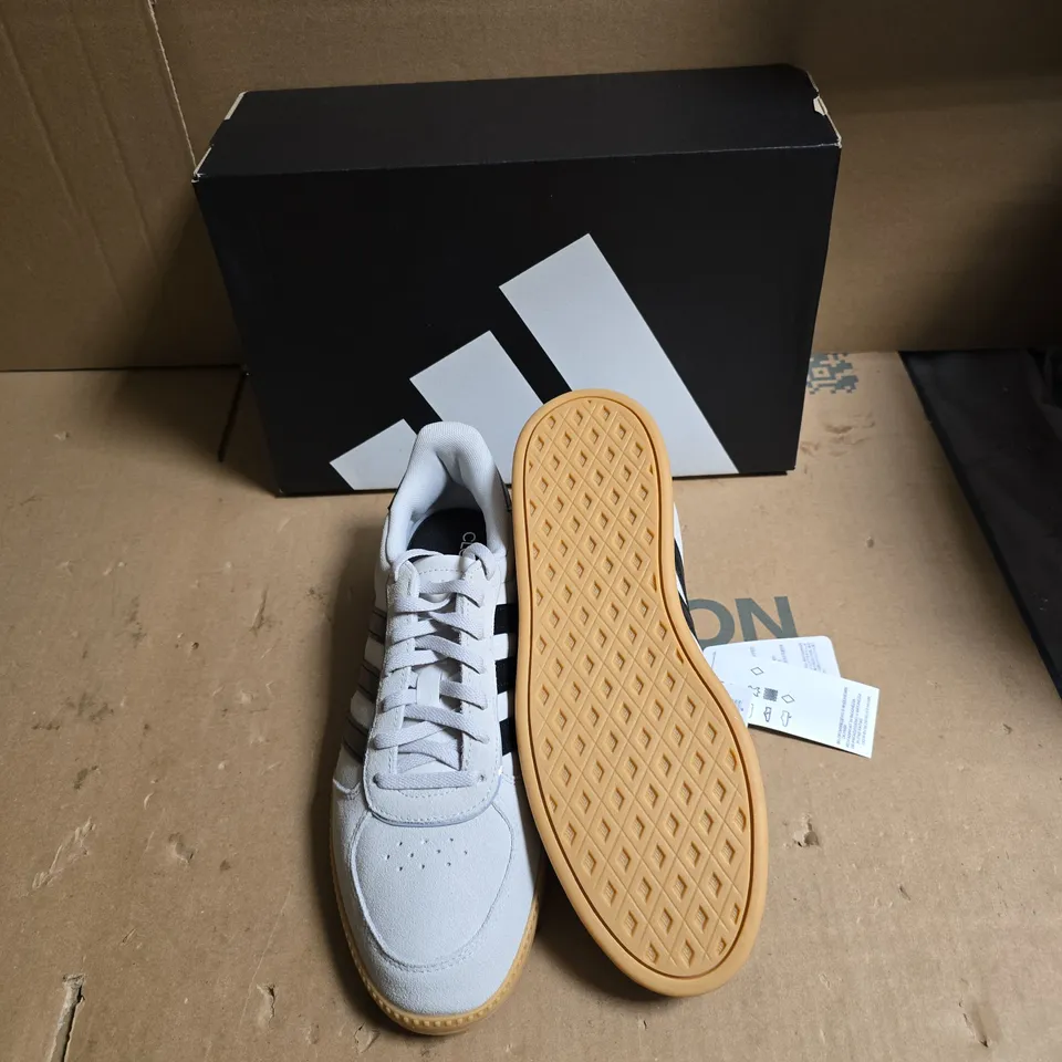 ADIDAS TRAINERS – GREY/WHITE WITH BLACK 3-STRIPE DESIGN - UK SIZE 9